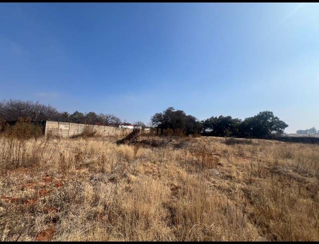 1,283M² VACANT LAND FOR SALE IN KOOKRUS